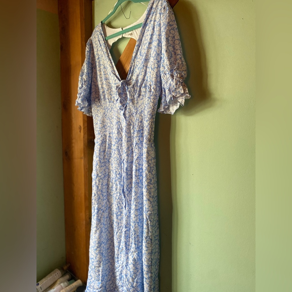 NEVER WORN Wander + lost Summer dress (size L)